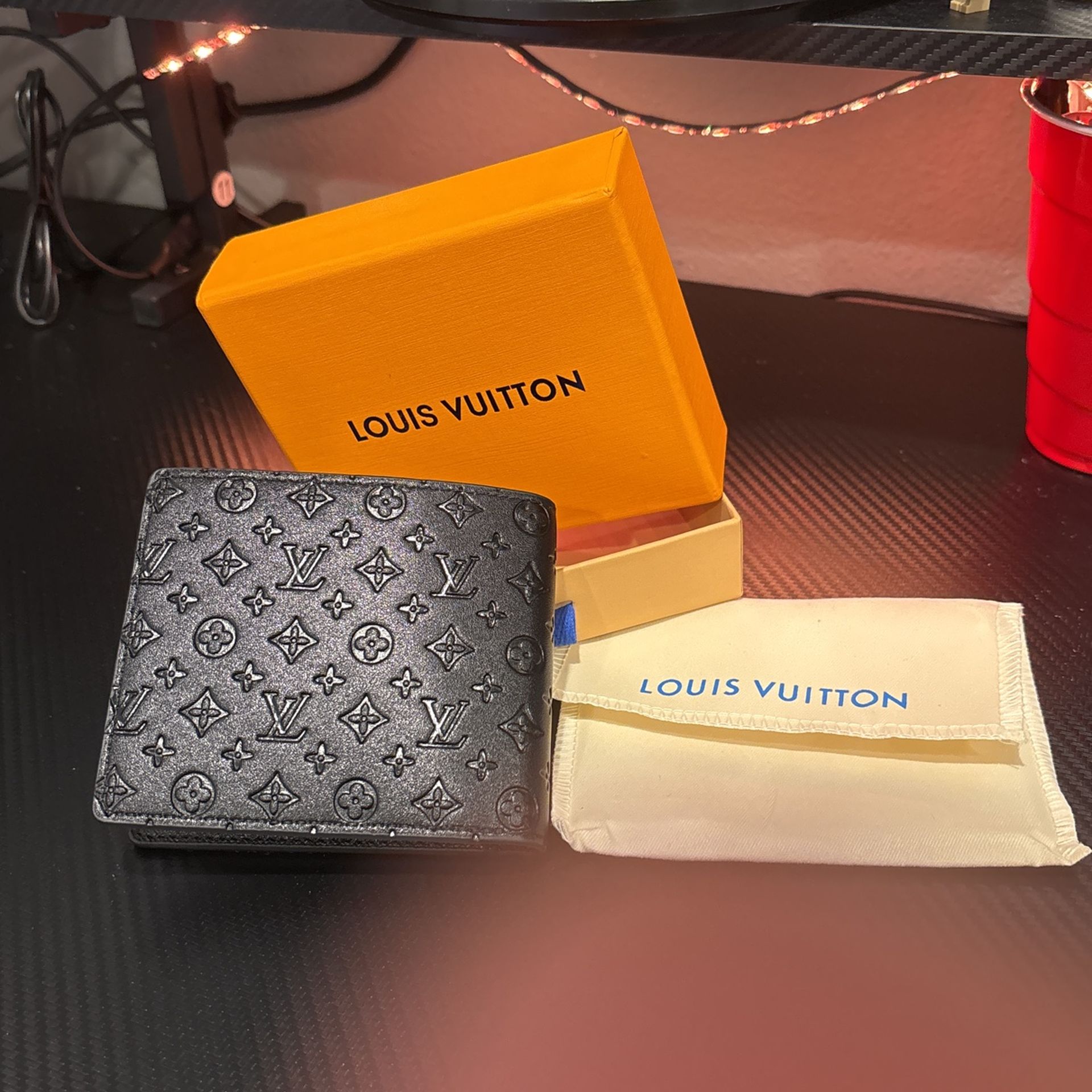 Lv wallet