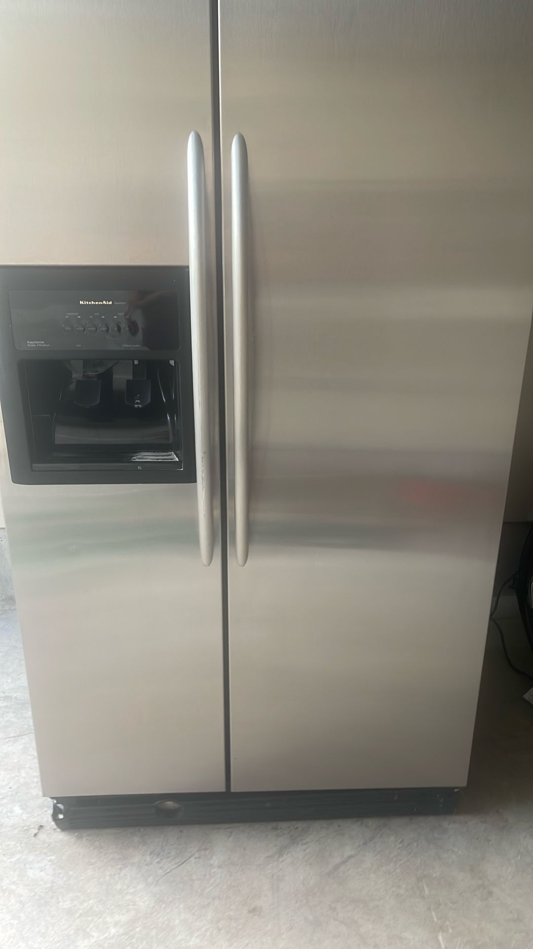 Very Nice Kitchen Aid Stainless Steel Refrigerator