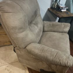 Swivel Recliner Works Great