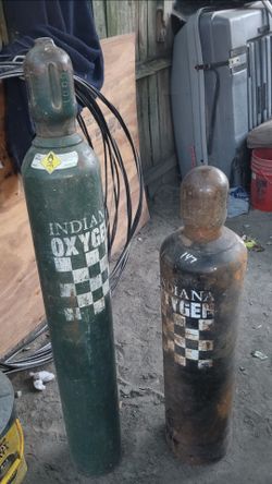 Oxygen & Acetylene Welding Tanks