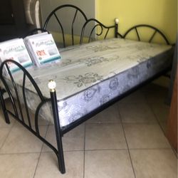 Daybed