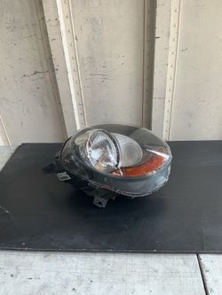 2014 - 2019 MINI COOPER - RIGHT SIDE HEADLIGHT OEM