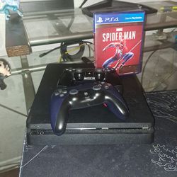 Ps4 With 2 Controllers Plus Spiderman Game 