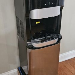 New Brio Water Cooler Despinser (bottom loaded)