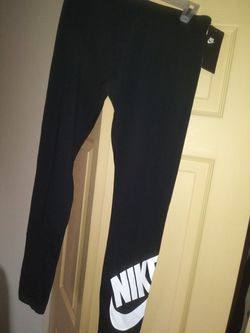 Girls Nike leggings - XL