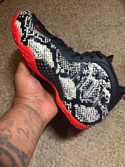 Nike Foamposite size 9
