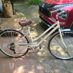 Schwinn Women's 28" Gateway Bike