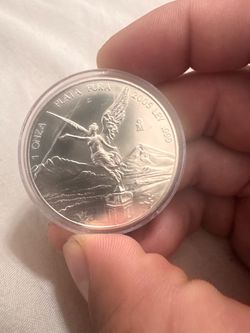 Mexican Libertad 1 oz Silver Coin