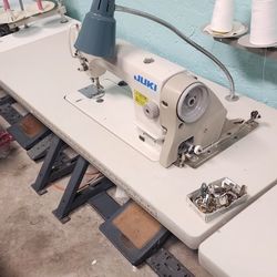 sewing machines (Máquinas De Cocer)