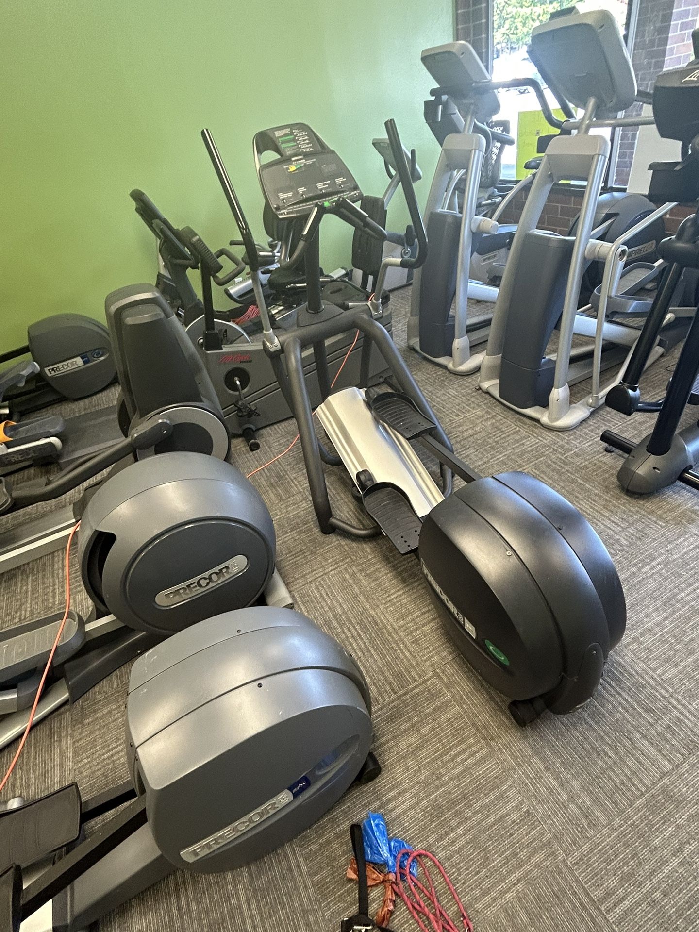 Precor Efx556 Elliptical 