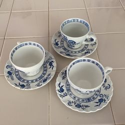 3 Cups And Plate Set