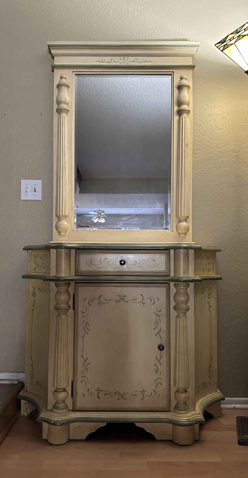 Vintage Dresser w/ Mirror