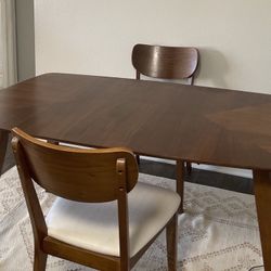 Dining Table &two Chairs 