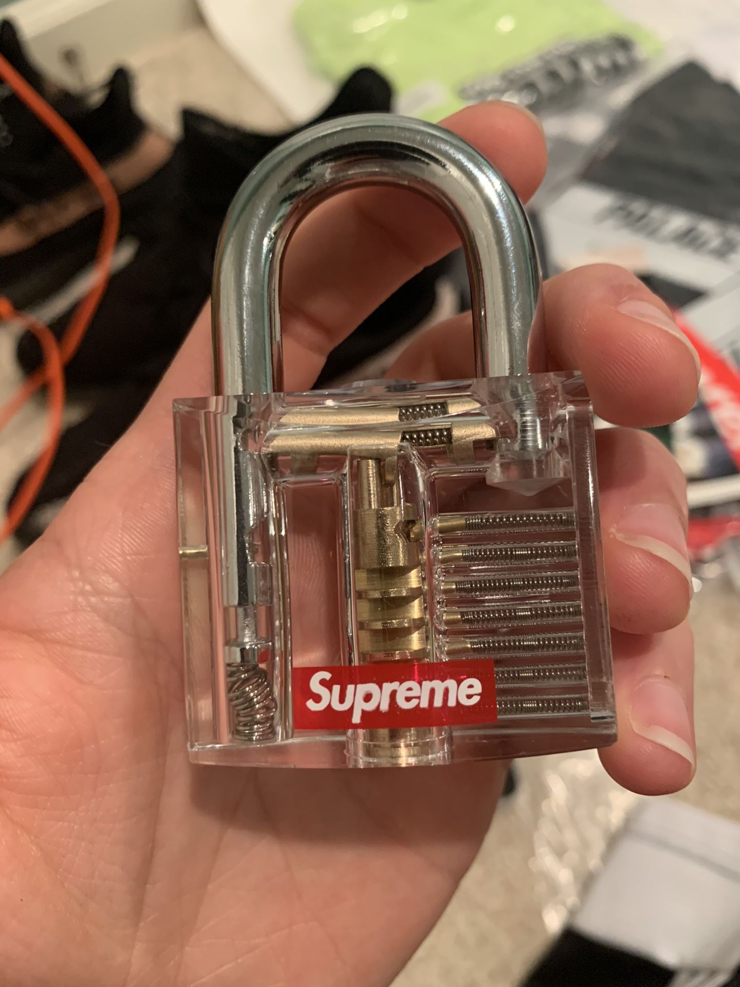 Supreme transparent Lock