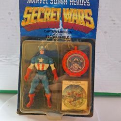 Marvel Superheroes Secret Wars Action Figure Captain America