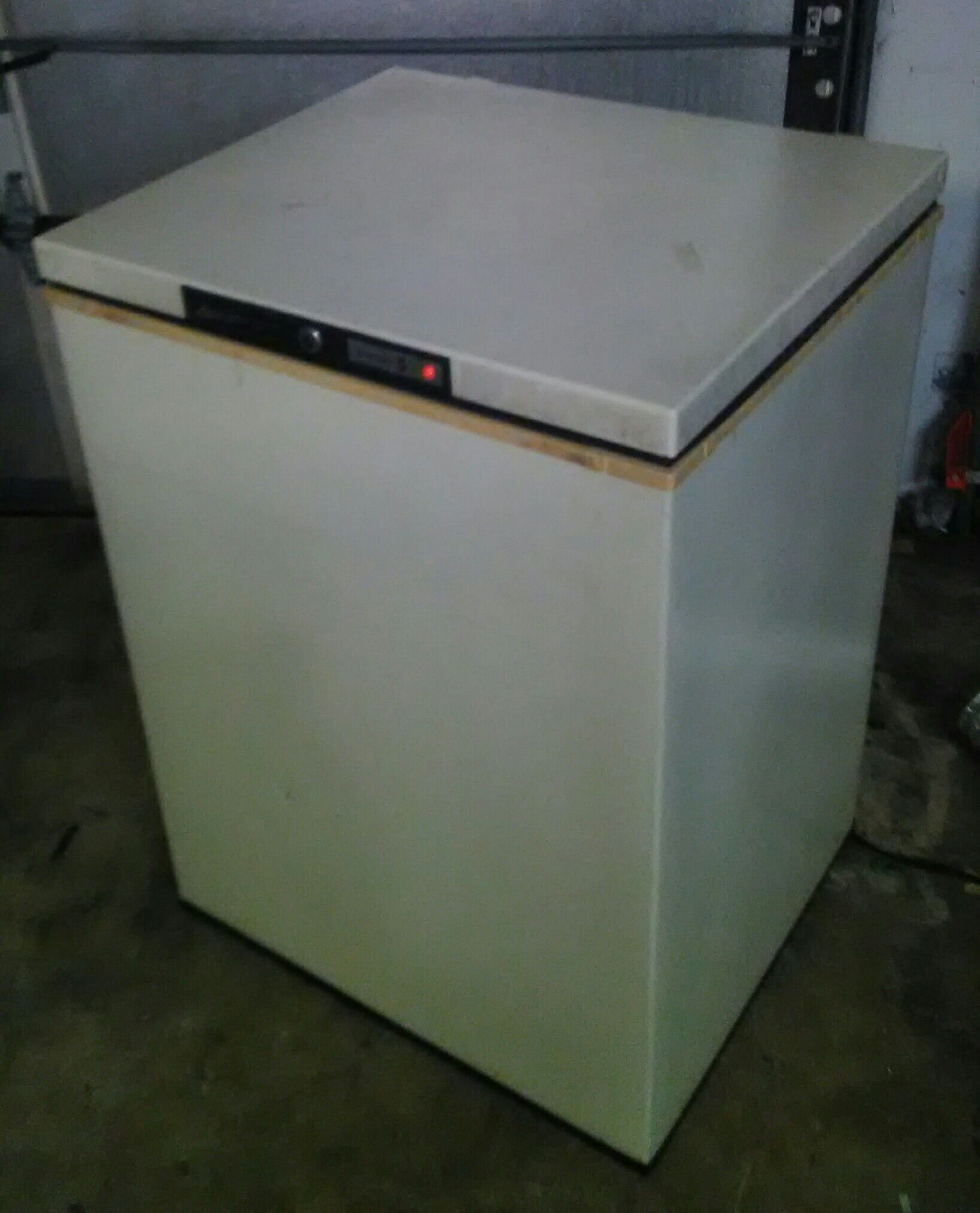 Old Kenmore Chest Freezer 5 cf