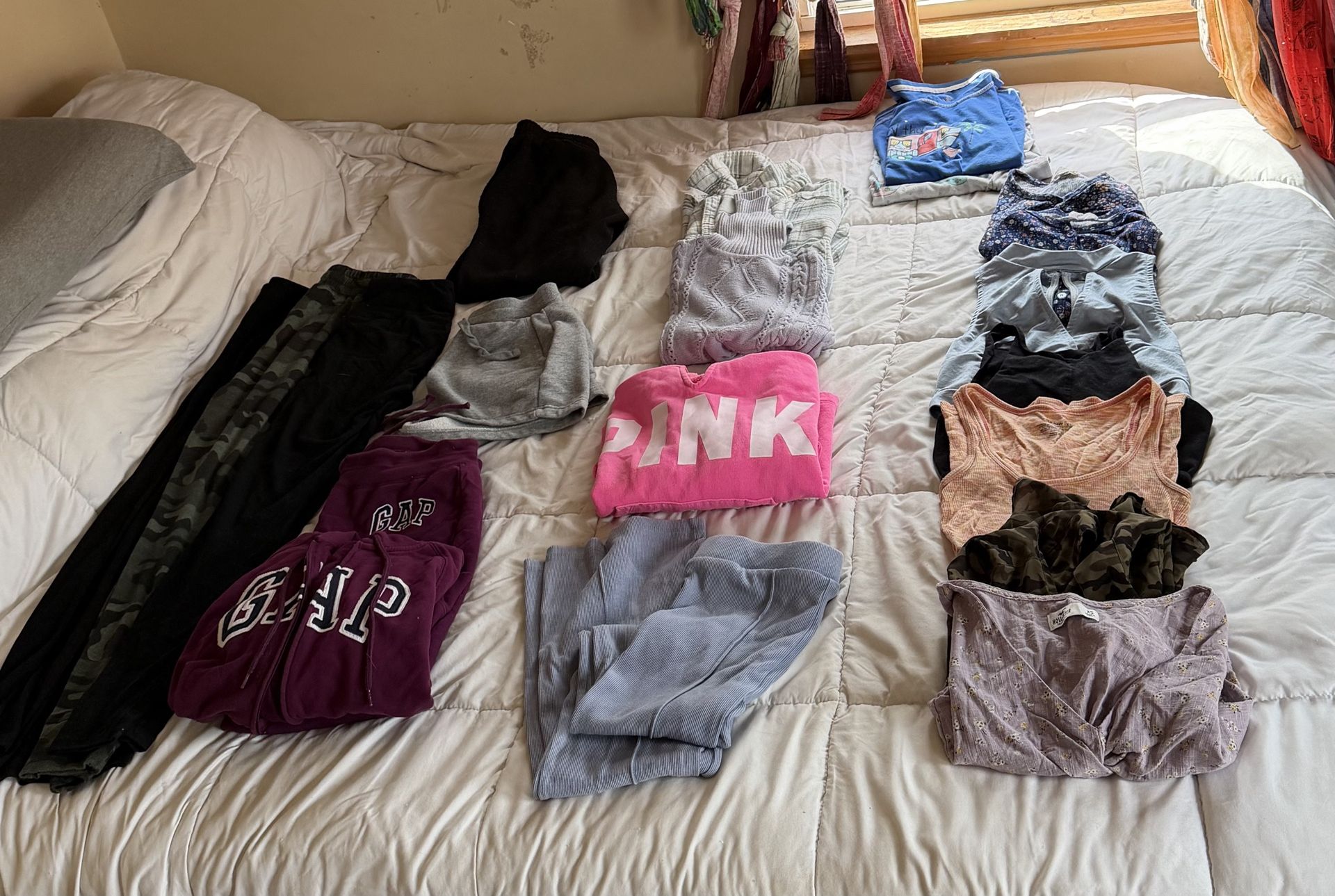 Teen Girls XS Lot