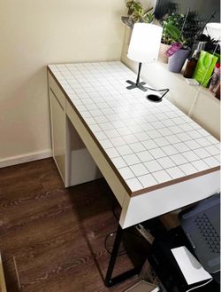 Moving sale just for today！IKEA MICKE Desk – White/Anthracite – Like New – Assembled