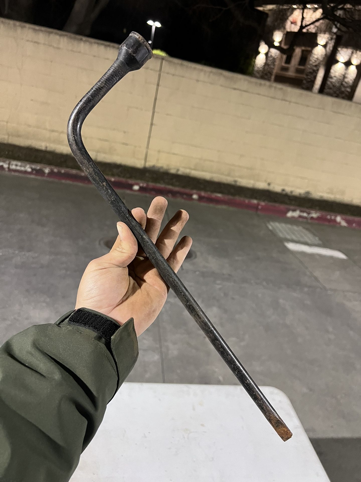 Tire iron lug nut wrench