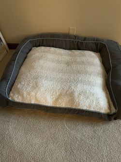Large Gray/white Dog Bed