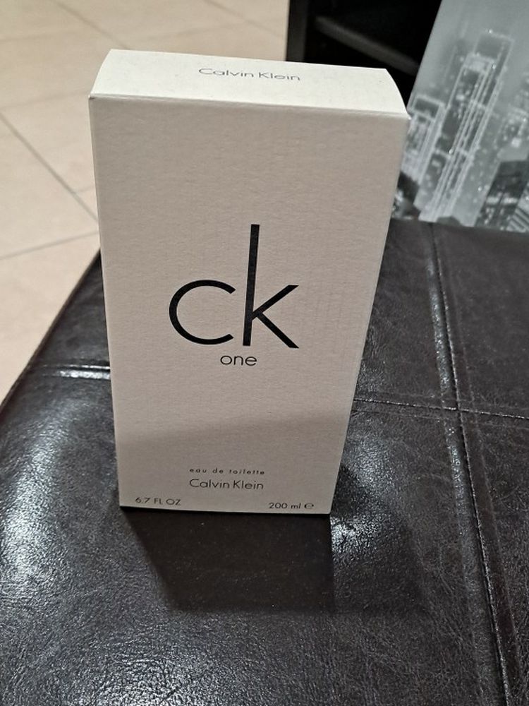 CK one Calvin Klein 6.7OZ 200 Ml Perfume