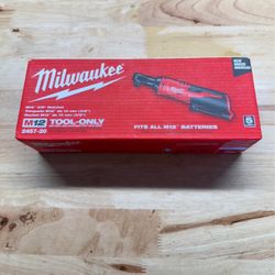 Milwaukee 3/8 Electric Ratchet 