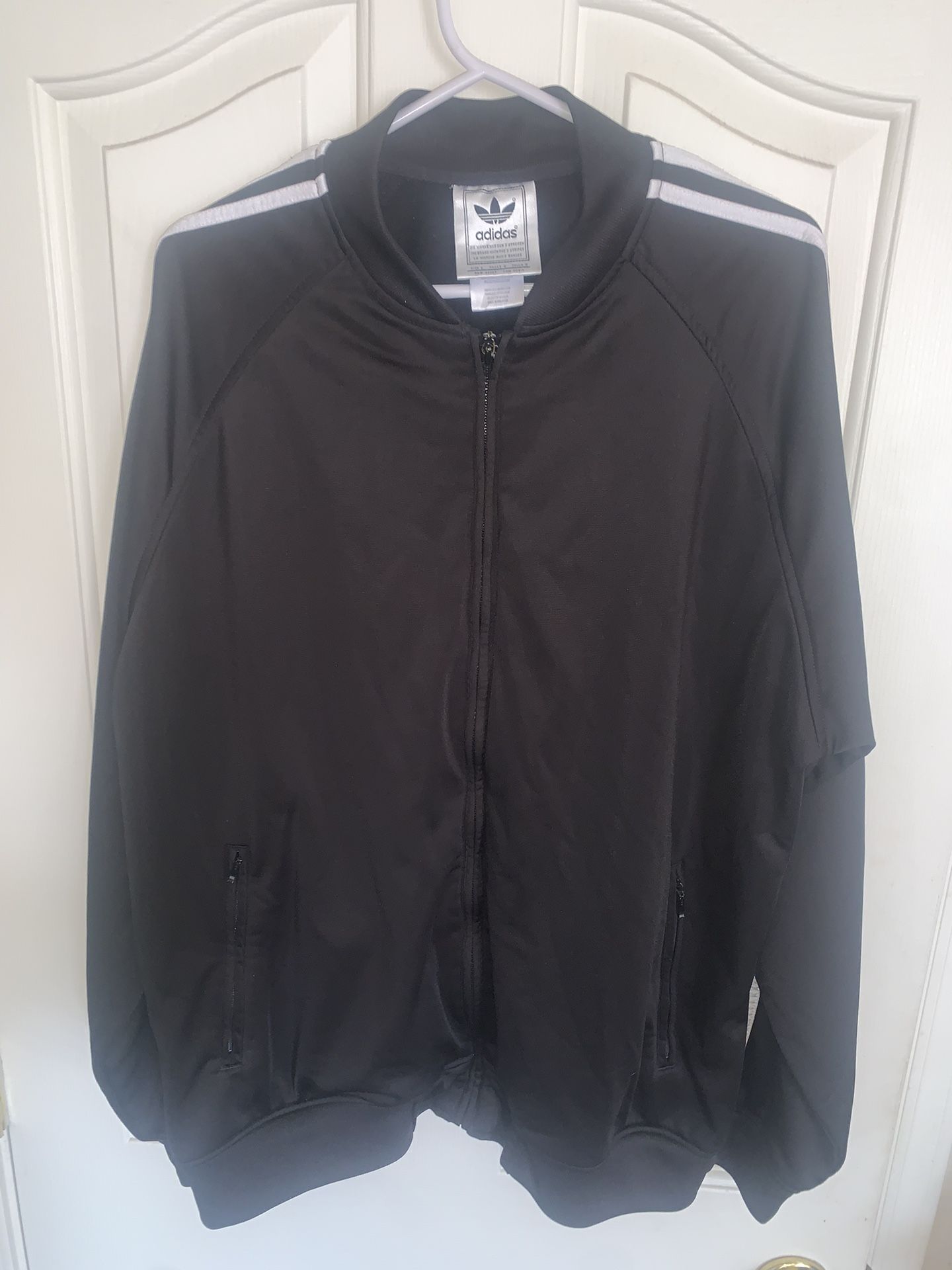 Men’s Adidas Vintage Jacket!