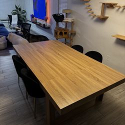 Wood dining room table
