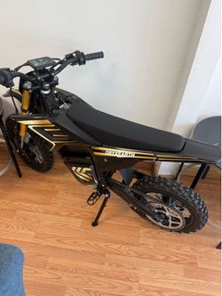 Electric dirtbike