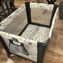 Portable Baby Crib & Playpen