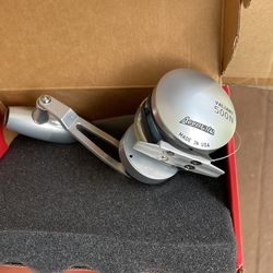 Accurate Valiant 500 Fishing Reel Brand New In Box