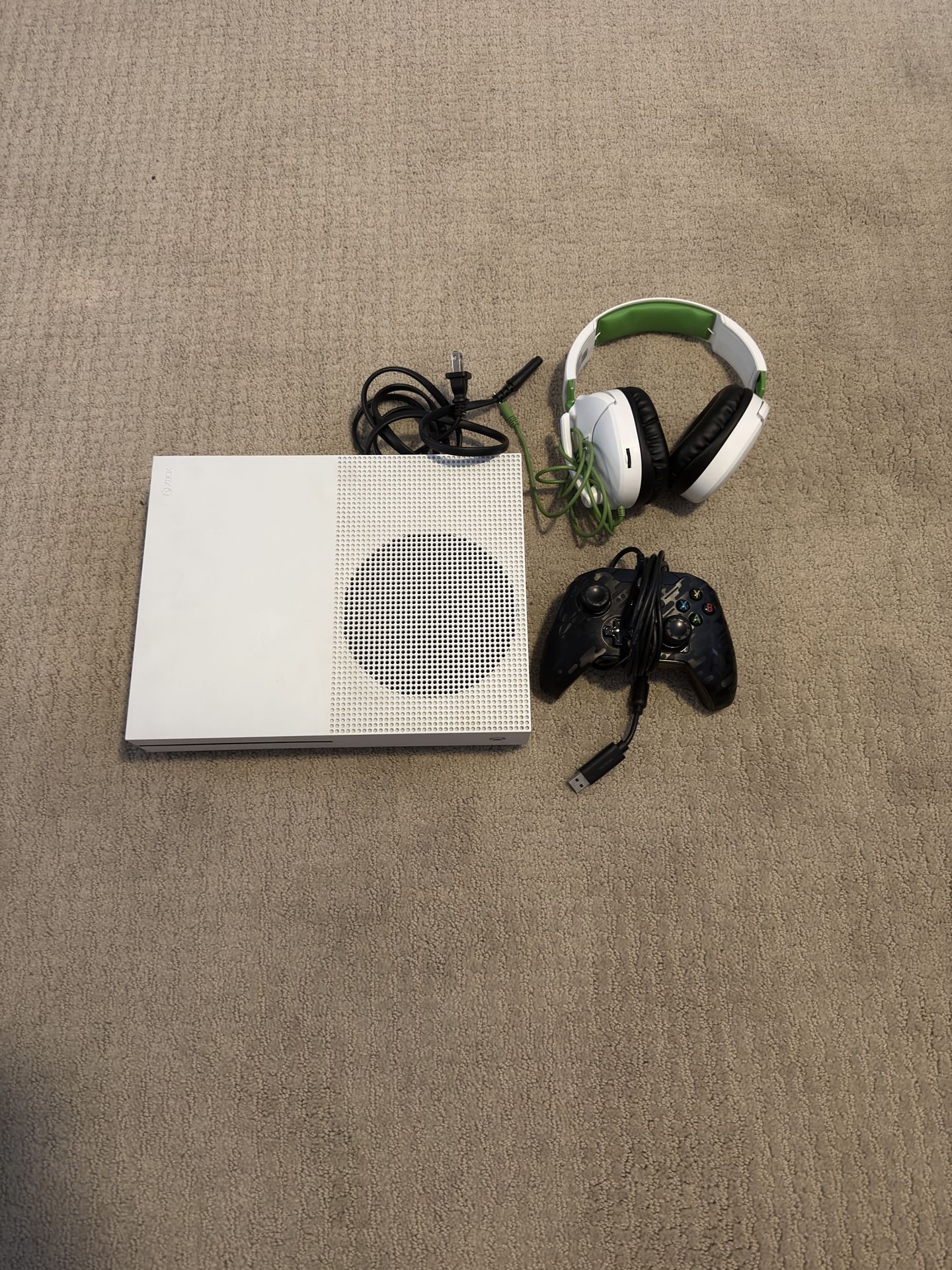Xbox One S