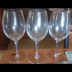 Luigi Bormioli Crescendo 20-Ounce Bordeaux Wine Glass, Set of 3