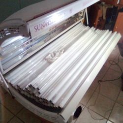 SunTanna WolffSystem Pro 24 Tanningbed With 44 New Bulbs Lightsed