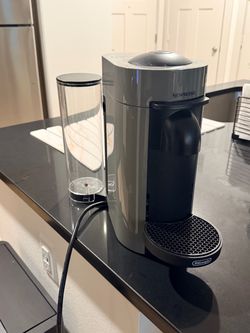 Nespresso Vertuo Plus Coffee Machine by De'Longhi