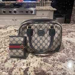 Vintage 70’s-80’s GUCCI hand Bag With Wallet