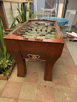 Full-Size Foosball Table -Mesa de futbolito de tamaño completo