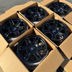 Brand New 5x127 Jeep Wrangler and Gladiator 17” Fuel “Slayer” Off-road Wheels