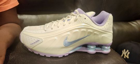 Nike shocks