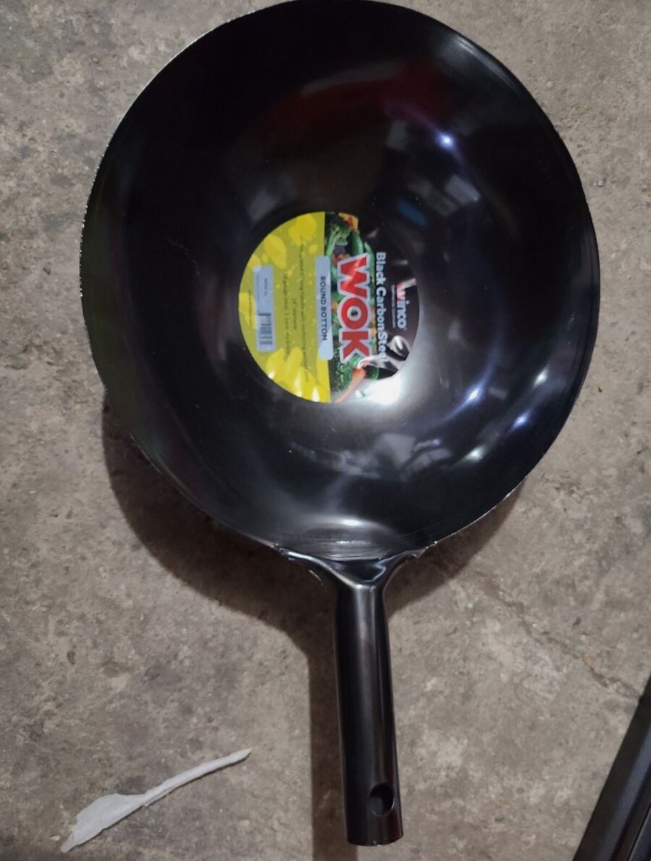 Winco 18 Gauge Black Carbon Steel 14" Round Bottom Wok 6" Integrated Handle