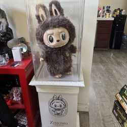 Original Large Zimomo Pop Mart I Found You With Plastic Display 