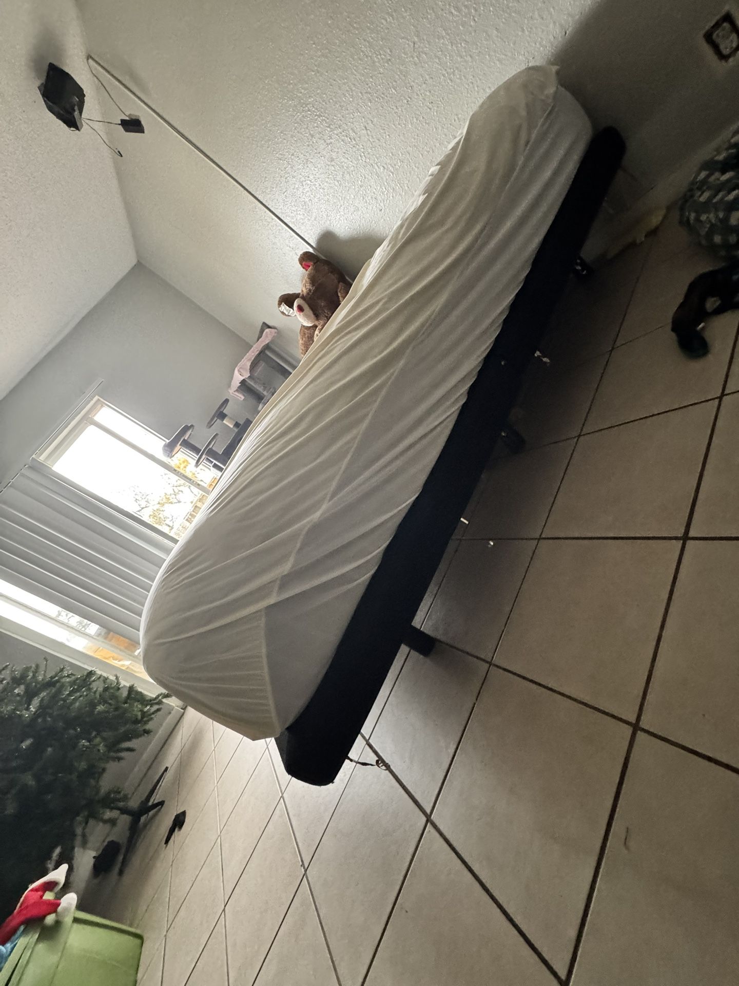 King Bed Mattress With Frame