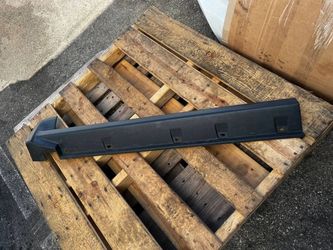 2011-2016 JEEP COMPASS LATITUDE Sill Molding Rocker panel Left