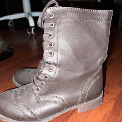 Women’s Boots