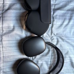 Airpod Pro Max Black - Used Good Condition / No box
