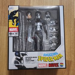 MAFEX Black Suit SPIDER-MAN Symbiote/Secret Wars COMIC Ver. No.147 Action Figure