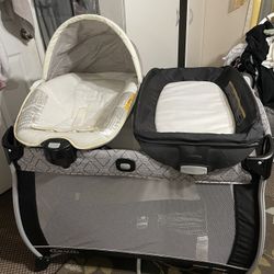 Infant/toddler Crib Graco Pack ‘n Play 