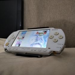 PSP Modded Comes With Games 