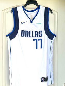 SMALL - MAVERICKS #77 LUKA DONCIC JERSEYS