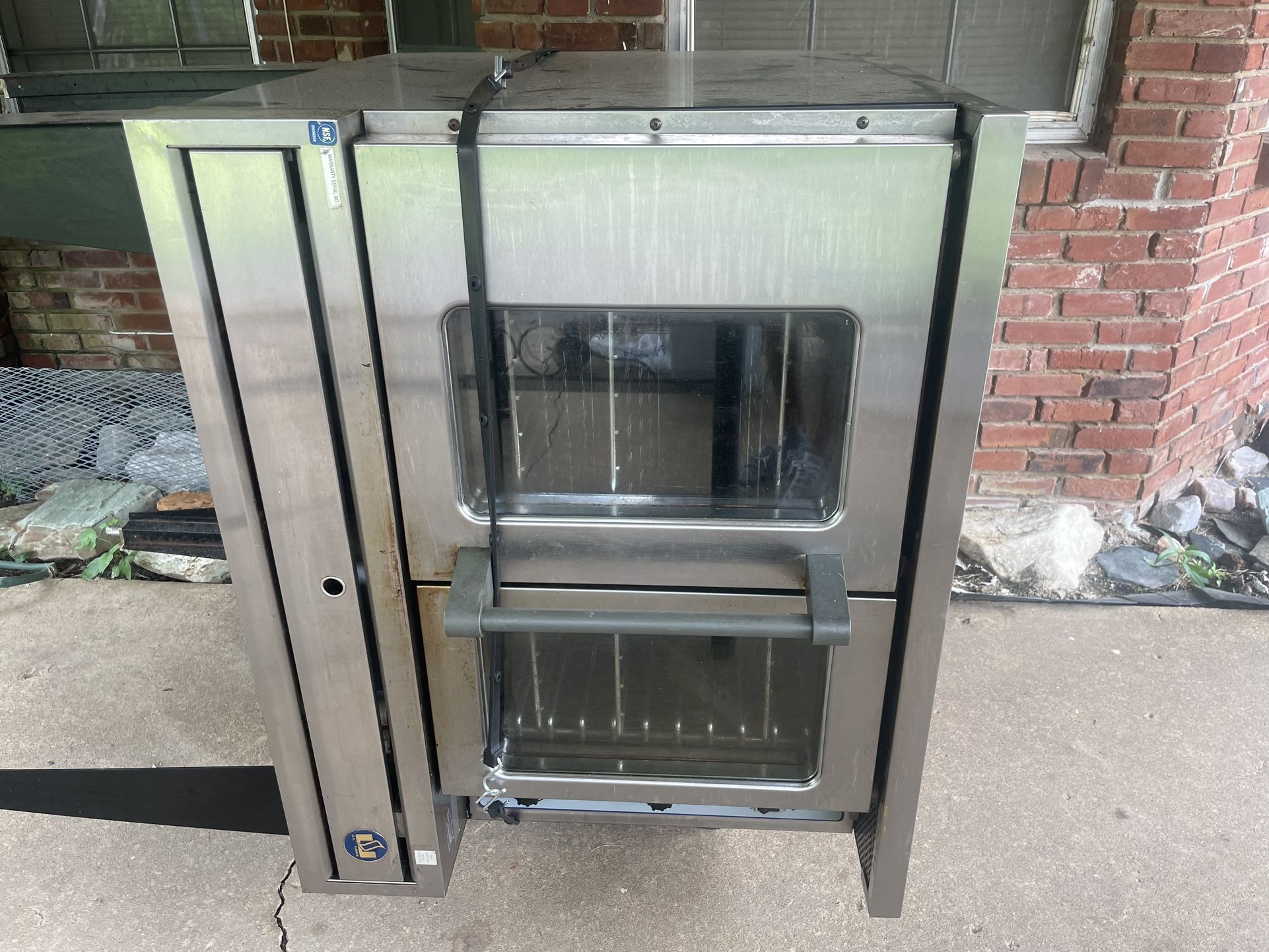 Commercial Oven